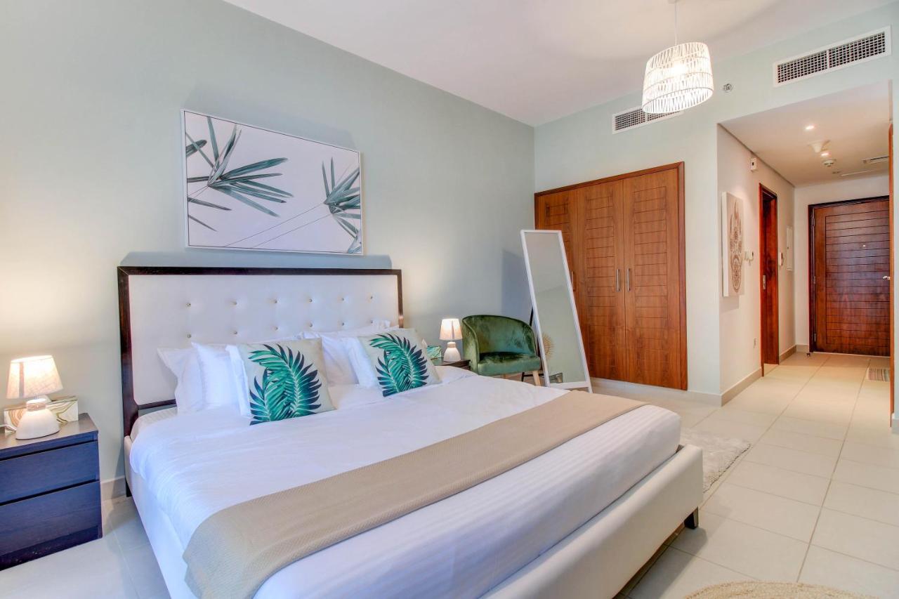 Appartement Durrani Homes - Luxurious Near Mall With Pool View Dubai